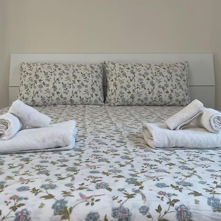 Bg Central President Suite Con Parcheggio - Vista Citta Alta 贝尔加莫 外观 照片