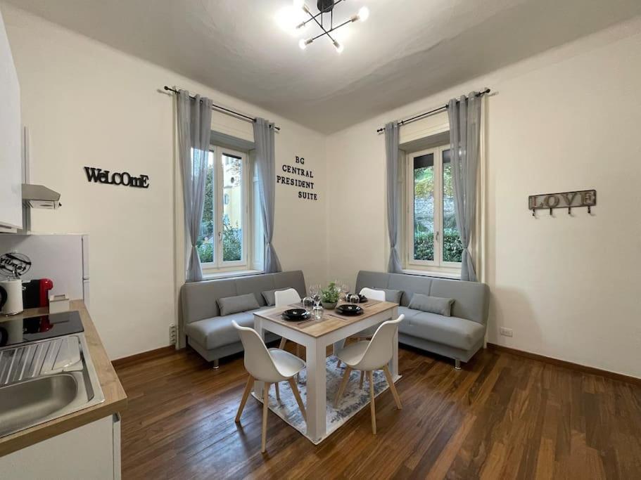 Bg Central President Suite Con Parcheggio - Vista Citta Alta 贝尔加莫 外观 照片