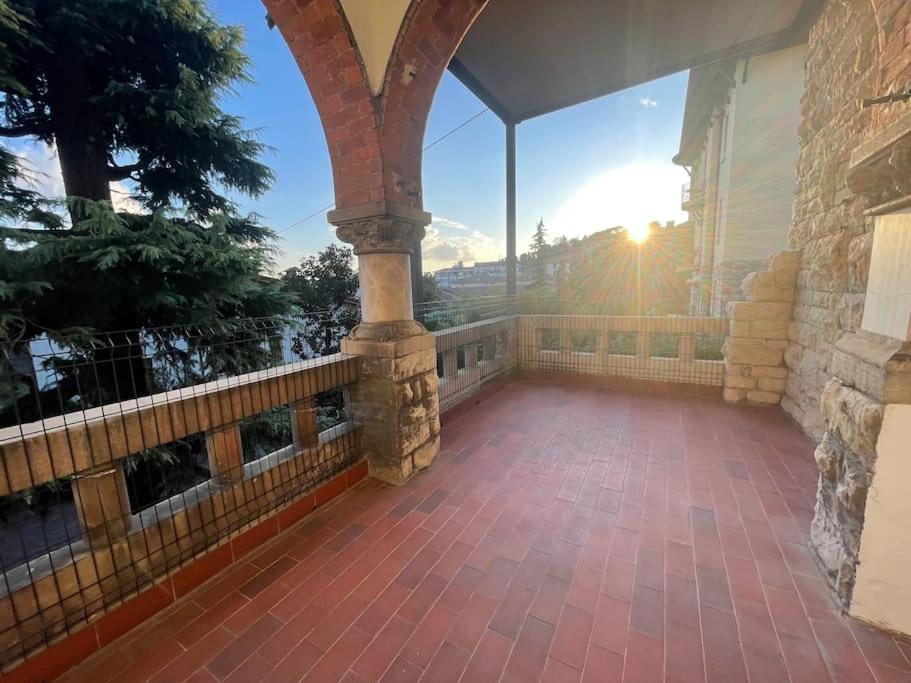 Bg Central President Suite Con Parcheggio - Vista Citta Alta 贝尔加莫 外观 照片