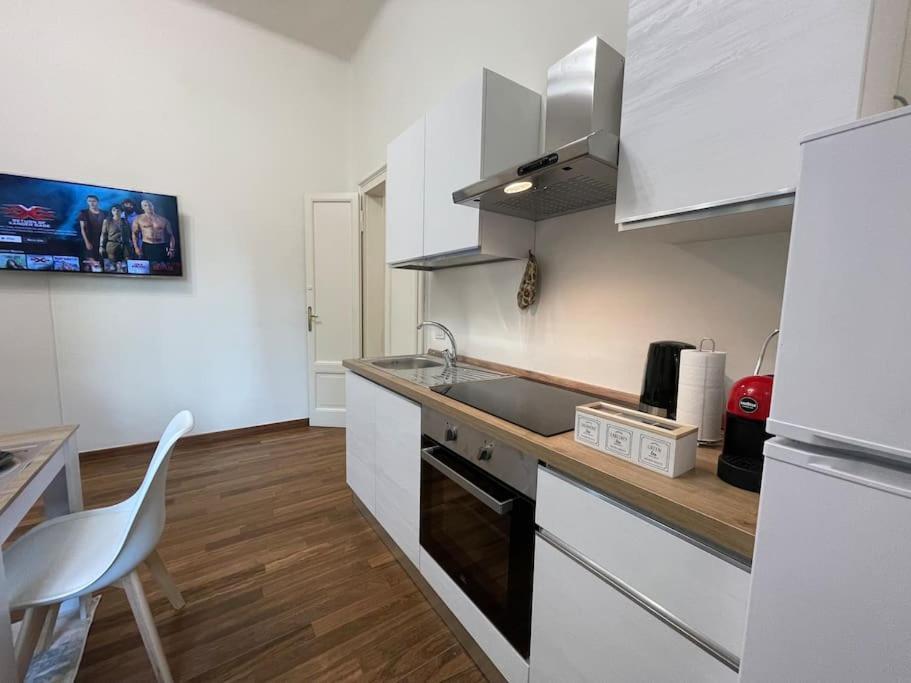 Bg Central President Suite Con Parcheggio - Vista Citta Alta 贝尔加莫 外观 照片